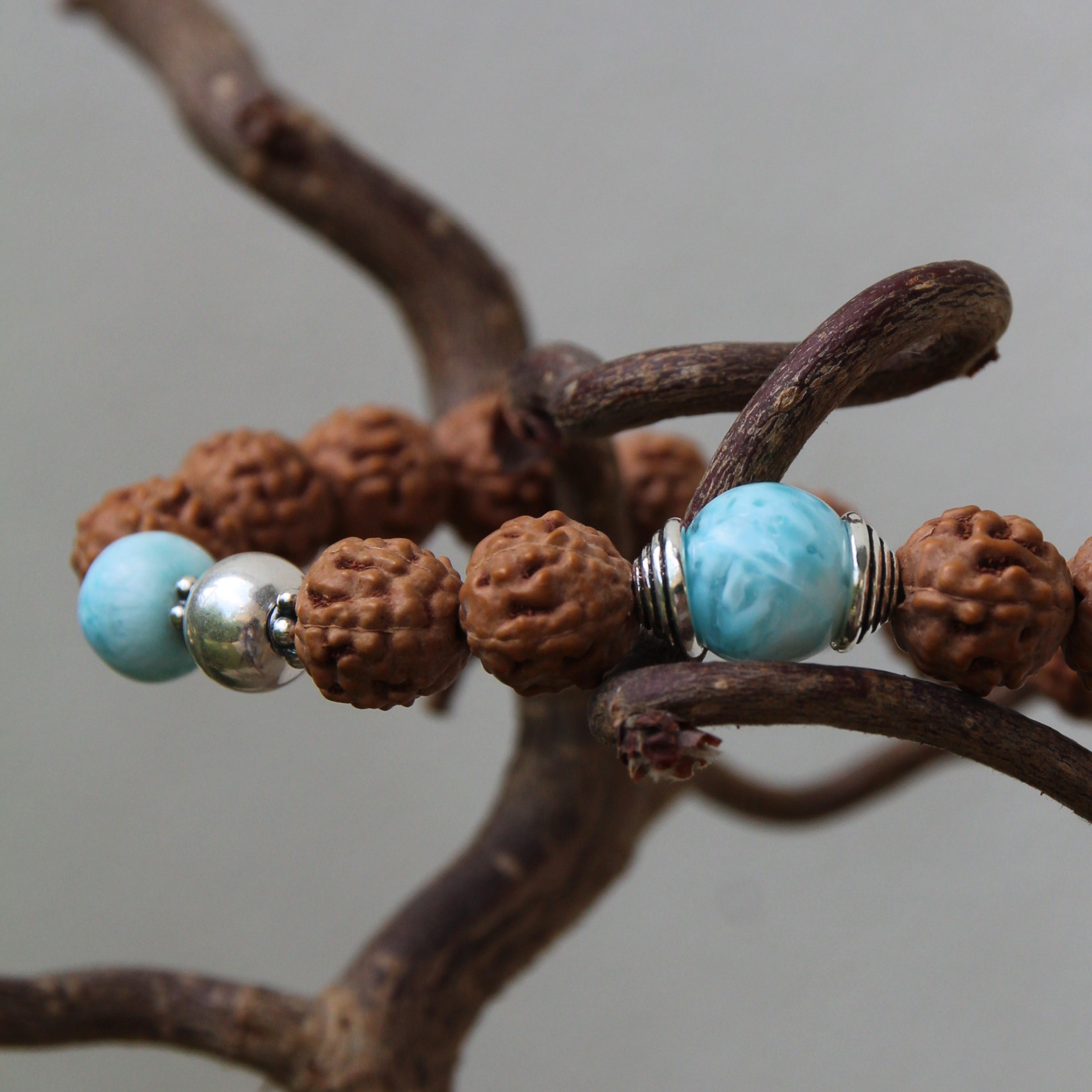 bracciale larimar rudraksha bracciale larimar rudraksha