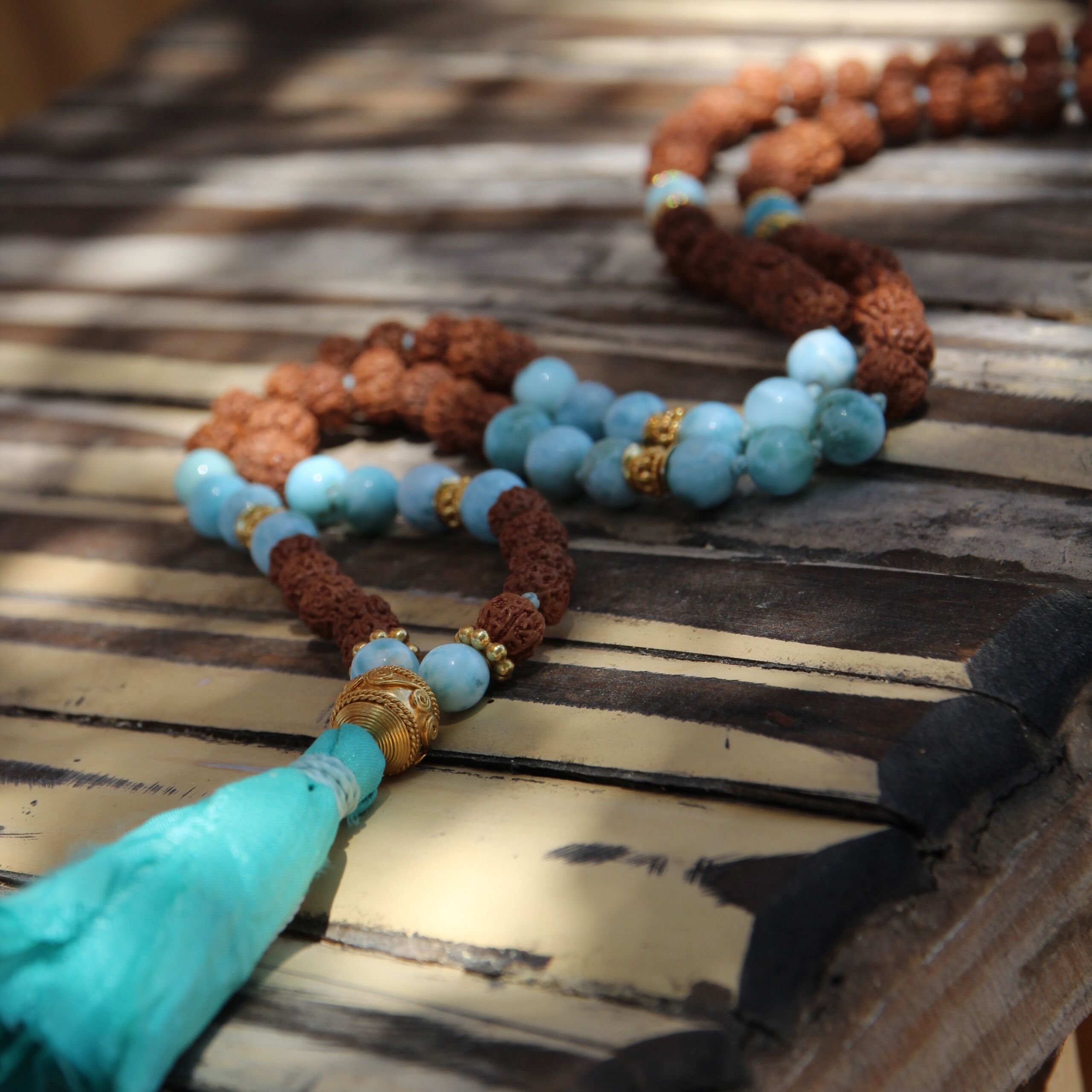 japamala 108 larimar rudraksha oro japamala 72 larimar rudraksha oro