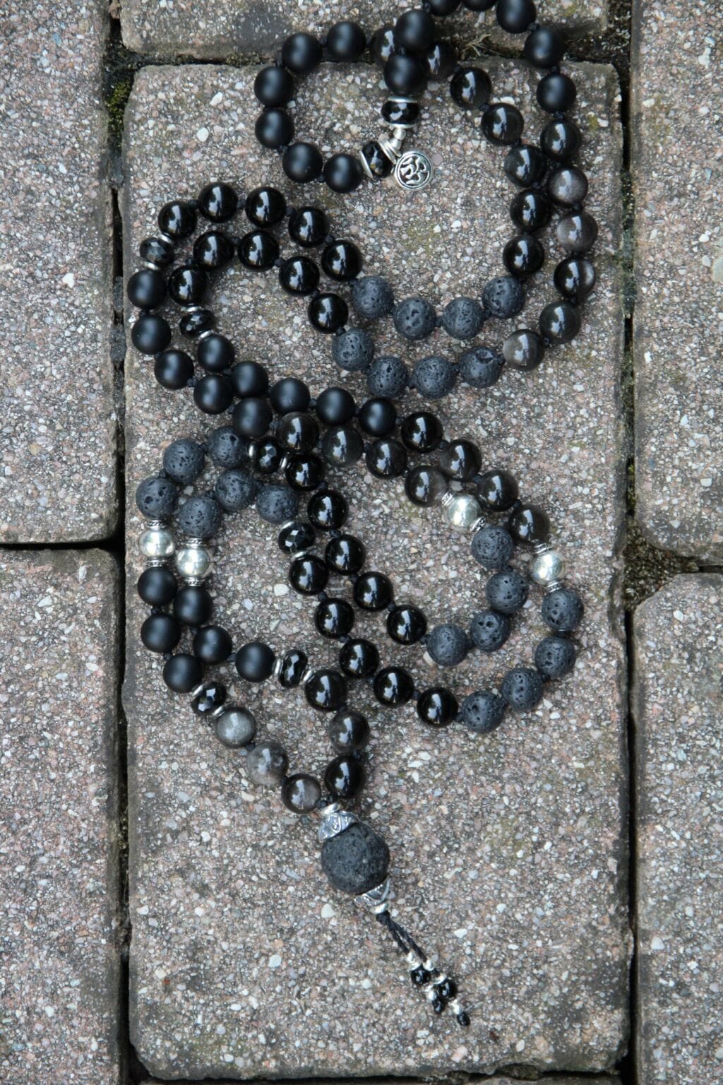 japamala 108 sfumature di nero