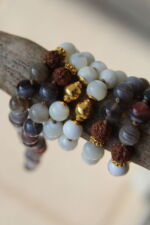 japamala agata botswana madreperla rudraksha