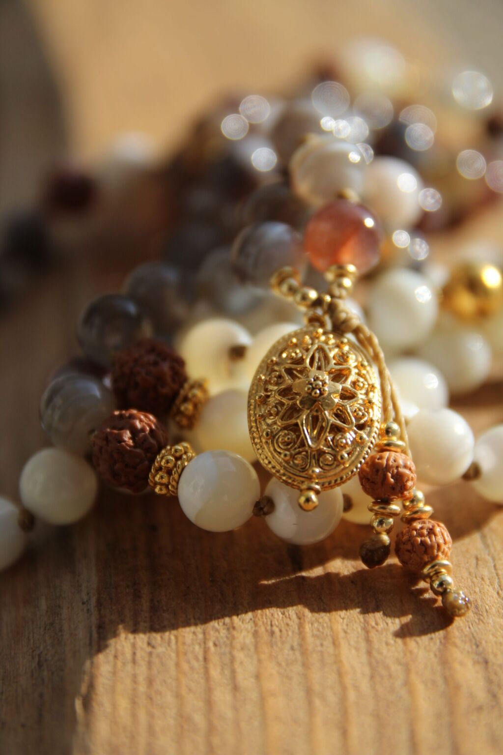 japamala agata botswana madreperla rudraksha