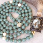 japamala giada burma madreperla fiore di loto oro