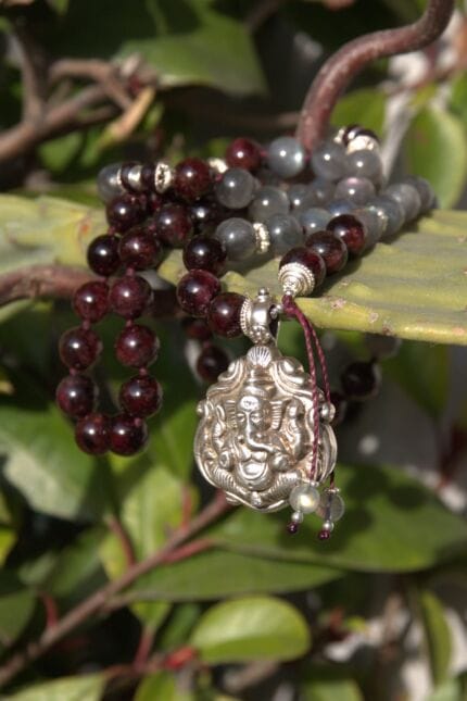 japamala granato labradorite