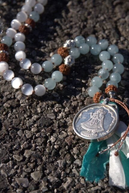 japamala radha e krishna