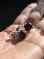 orecchini pietersite fiore